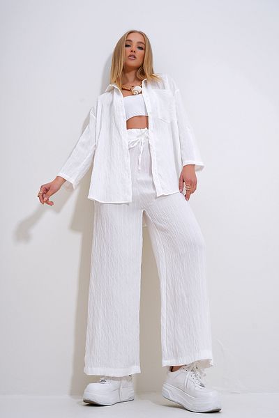 Trend Alaçatı Stili White Ripped Women's Set - Double Pocket, Textured Woven ALC-X12367