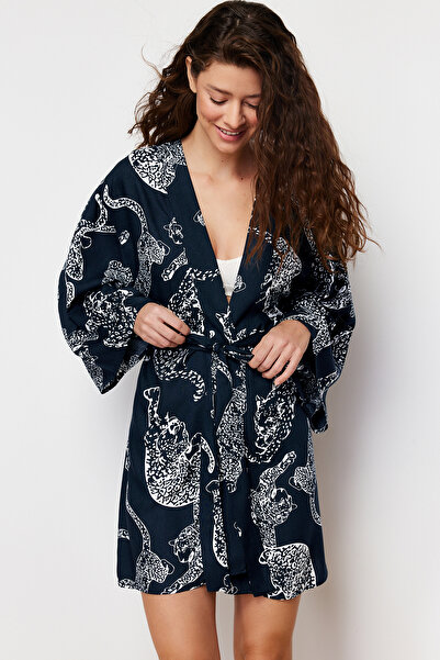 Trendyol Collection Φόρεμα με ζωνές από ανθρακί με υφή βισκόζης THMSS24SB00002