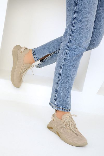 SOHO Beigefarbener Unisex-Sneaker – Modell 16884