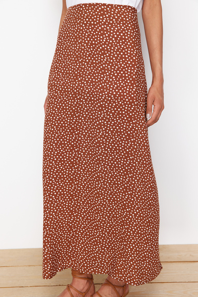 Trendyol Modest Polka Dot Patterned Brown Bell Skirt - TCTSS22EE0006