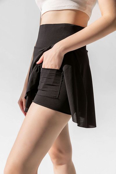 la & vetta Black High Waist Pocket Shorts Skirt