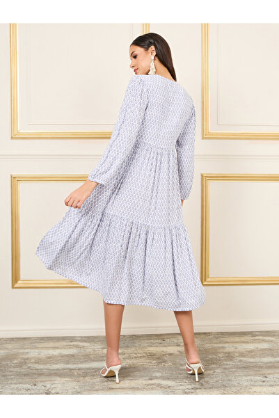 Styli All Over Print Tiered Midi Shift Dress