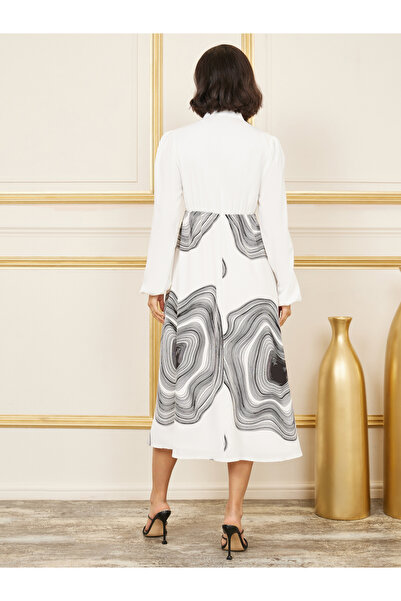 Styli Abstract Ring Print Notch Neck A-Line Midi Dress