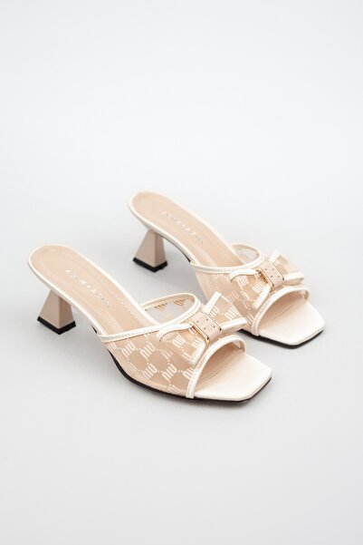 Adım Adım Γυναικείες παντόφλες με τακούνι με λεπτομέρεια φιόγκου