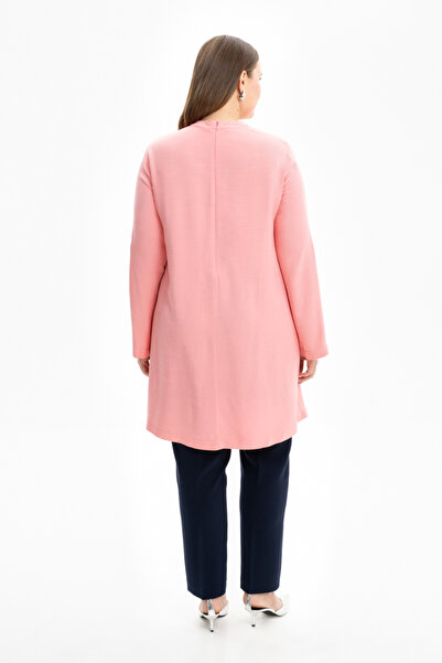 Aker Yakası İşlemeli Viskon Tunik