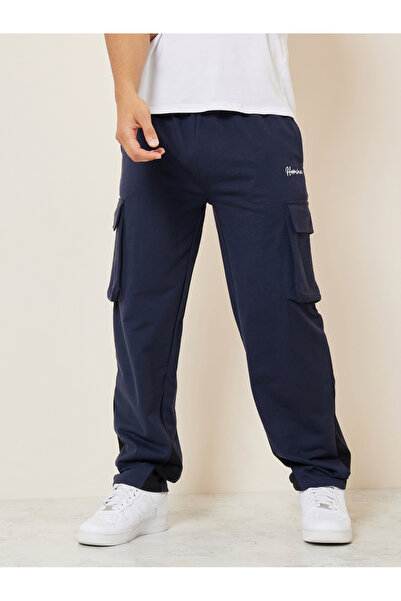 Styli بنطال رياضي بقصة مريحة وحاشية مفتوحة