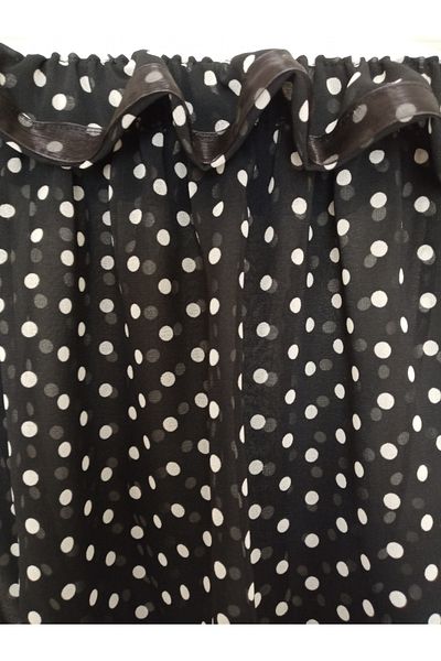 KobalBusiness 4XL 230 cm - Extra Large Cage Tulle-Black Chiffon White Polka Dot Model