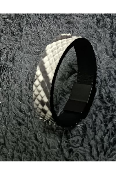 Visale Store Black and White Snakeskin Magnet Buckle Bracelet