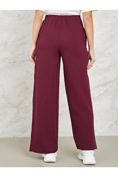 Styli بنطال رياضي واسع الساق بفتحة جانبية