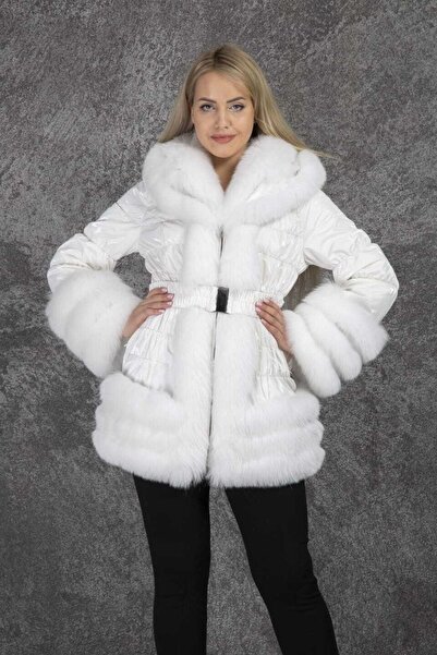 janbely Beyaz Kürklü Mont