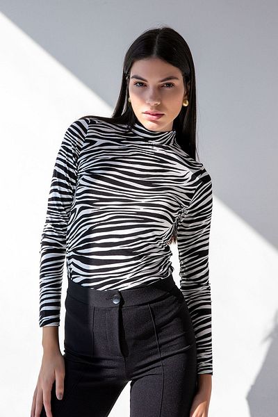 la & vetta Body cu model zebră cu guler de damă