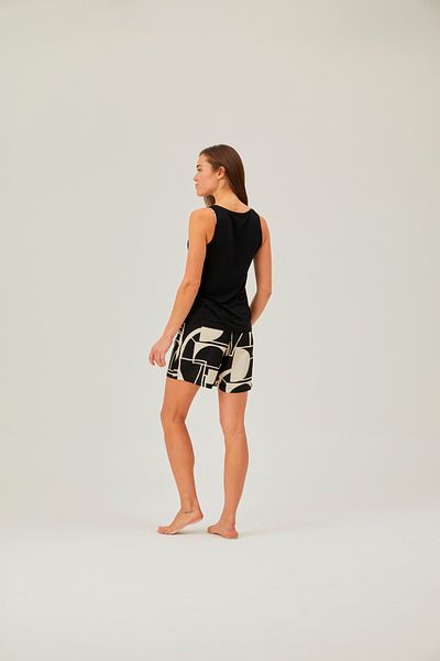 Pamuk & Pamuk Geometric Patterned Black Shorts Pajama Set
