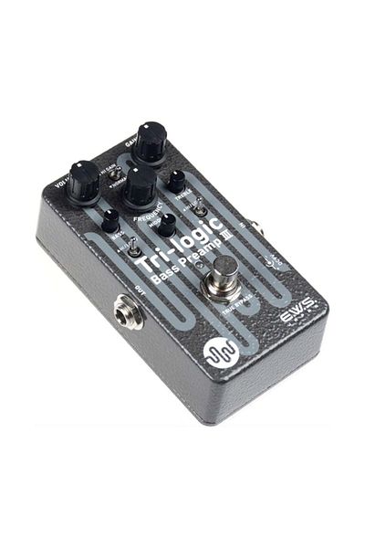 EWs Tri-Logic Iii Bass Preamp Pedal