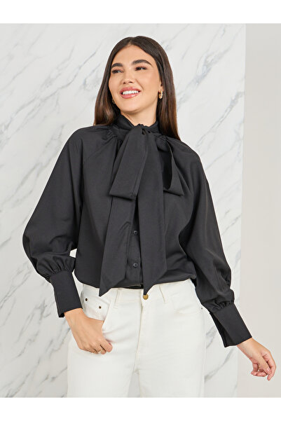 Styli قميص بقصة عادية وياقة على شكل فيونكة