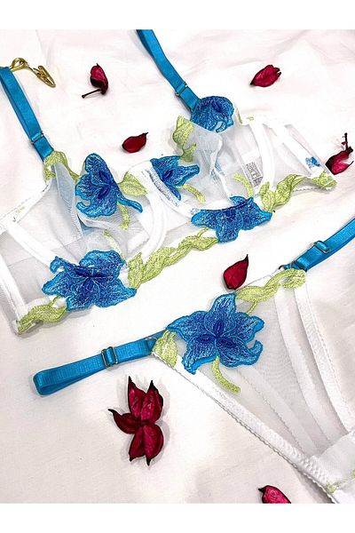 mendoza store White and Blue Floral Influencer Bra Set
