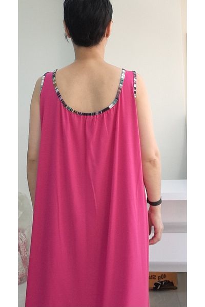 Mertcan Butik Ροζ χτενισμένο βισκόζη φόρεμα - Λεπτομέρεια με κορδόνια και μπροστινό μέρος με κορδόνι