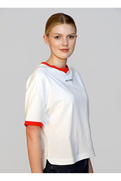 Lee Cooper White O Neck Women's T-Shirt - 242 Lcf 242017   Briana