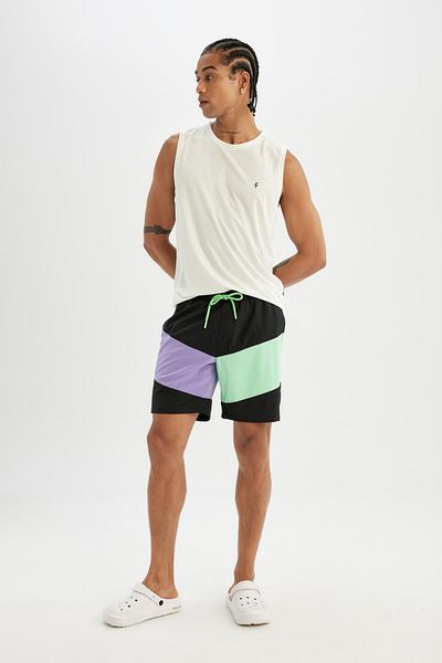 DeFacto Bedruckte Sportler-Badeshorts in normaler Passform mit kurzer Länge B5998ax24hs