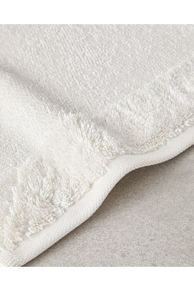 English Home Ecru Color Velvet Touch Cotton Hand Towel