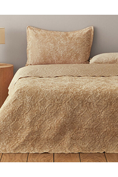 English Home Royal Charm Gold Velvet Double Bedspread Set
