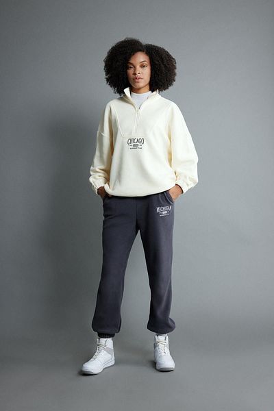 DeFacto Oversize Polar Sweatshirt with Half Zipper - Y2649az23wn
