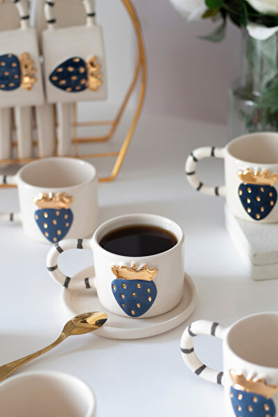 ada mia seramik Altın Çilek Figürlü 24k Altın Dekorlu El Yapımı Seramik Mug 170ml