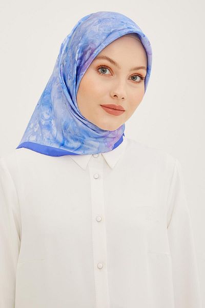 Armine Eșarfă cu model degradat din sarg de mătase