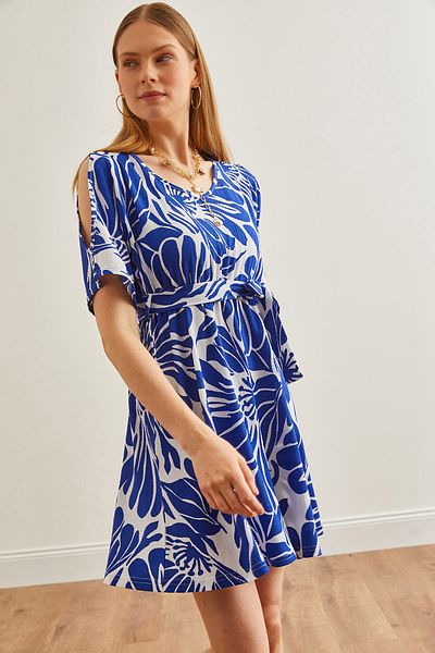 Olalook Saks Blue Palm mini ruha - váll mélyen dekoltált és övvel ELB-19002177