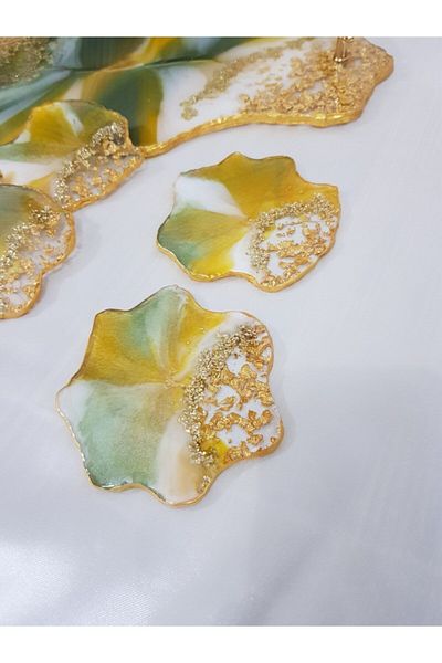 Lemur Sineklik Large Size Gold Leaf Wavy Patterned Promise Engagement Groom Epoxy Tray Coaster Set