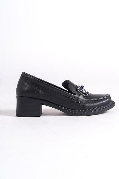 Shoesers Women's Buckle Detailed Low Heel Loafer Moccasin Casual Shoes Blunt Toe