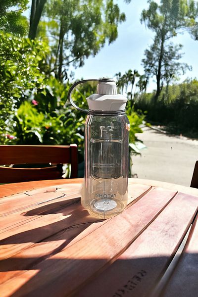 YDGR Ποικιλία φιαλών νερού 1000 ml - Περιστρεφόμενο καπάκι, ελαφρύ με λουράκι δακτύλου χρήσης και αναδευτήρα