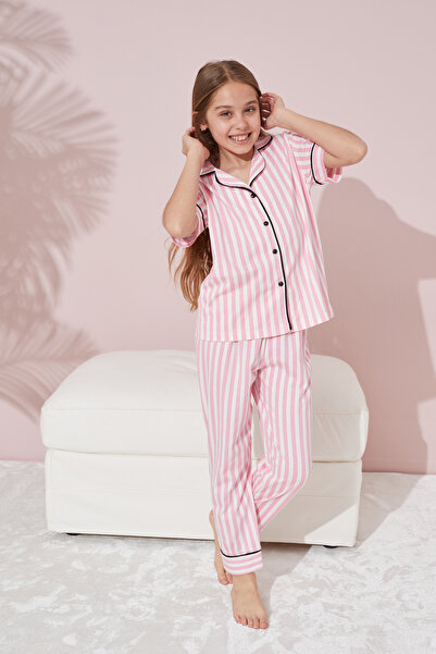 Siyah İnci Pembe Beyaz Çizgili Düğmeli Biyeli Örme Pijama Takım