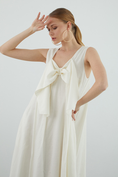 GİZİA Fiyonk Detaylı Astarlı Uzun Ekru Elbise