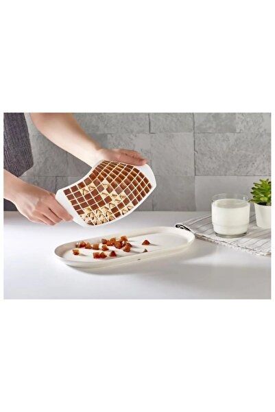 stilsenin34 Minik Piramit Şekilli Silikon Buz Kalıbı Piramit Şekilli Buzluk 1...