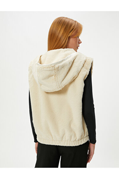 Koton Peluş Yelek Fermuarlı Kapüşonlu