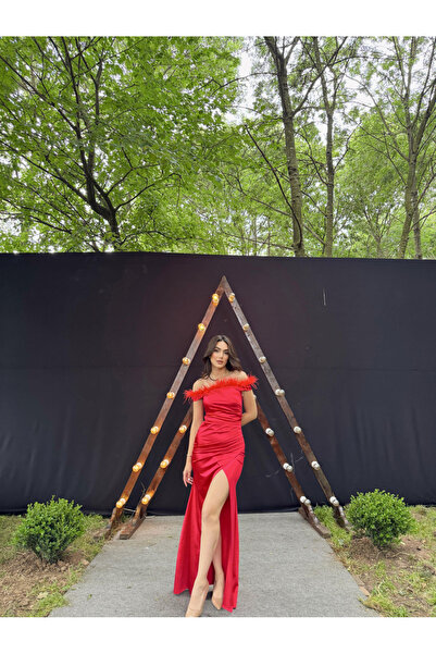 Mekafashion Ophelia Yaka Otriş Detay Saten Abiye 582857