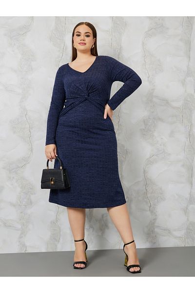 Styli Plus Textured Midi Dress with Knot Front Detail