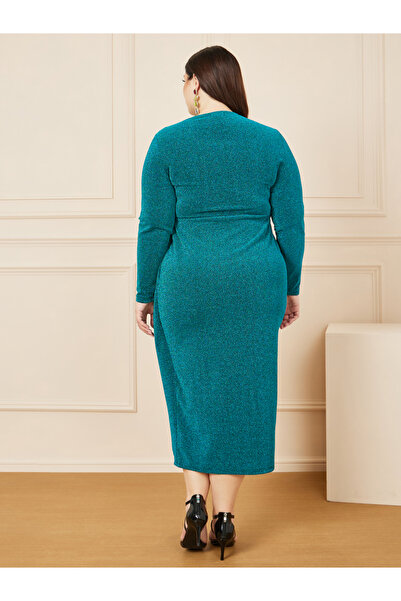 Styli Plus Shimmer V Neck Bodycon Midi Dress