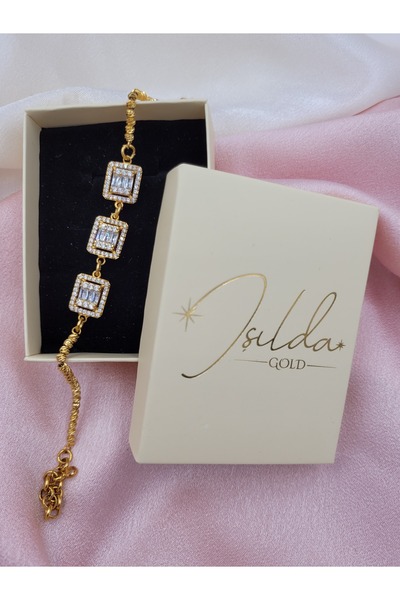 IŞILDAGOLD 3LÜ BAGET TAŞLI DORİKA BİLEKLİK (22 AYAR ALTIN KAPLAMA)