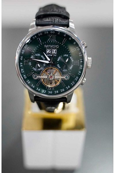 Raymond Swiss 4121 Black/Khaki Green Crocodile Patterned Cord Men's Wristwatch