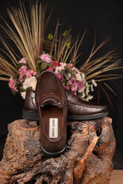 Pierre Cardin Κοστούμι από 100% γνήσιο δέρμα και casual καφέ παπούτσια - Κομψότητα και άνεση με καινοτόμο στυλ