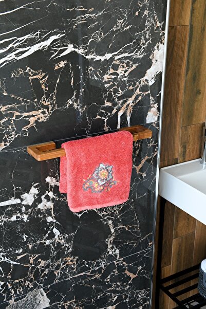 Hagen Yapışkanlı Havluluk Ahşap Havluluk