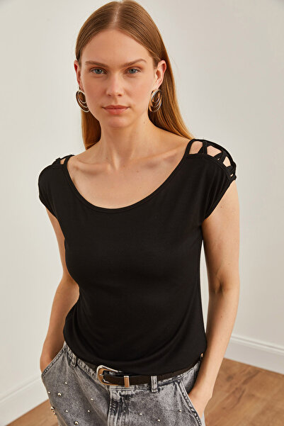 Olalook Μαύρη πλεκτή μπλούζα βισκόζης - Λεπτομέρεια Cross Piping, BLZ-19002658