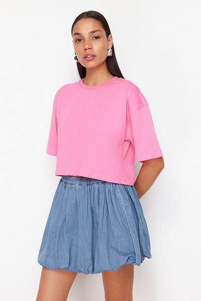 Trendyol Collection Rosa Crop-T-Shirt aus 100 % Baumwolle – TWOSS23TS00038