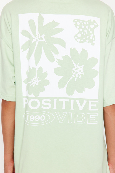 Trendyol Collection Πλεκτό μπλουζάκι με λαιμόκοψη με λαιμόκοψη με στάμπα μέντας TWOSS23TS00321