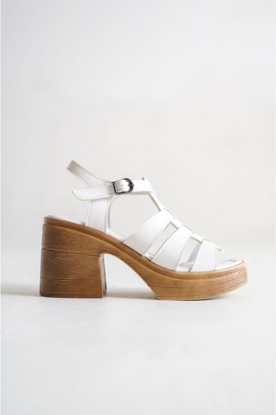 Shoesers Women's Thick Platform Heeled Three-Strap Sandals