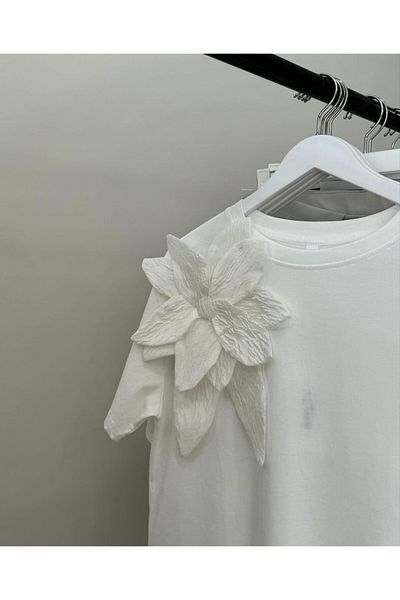 Pulli Collection Нова сезонна бяла дамска тениска с флорални шарки