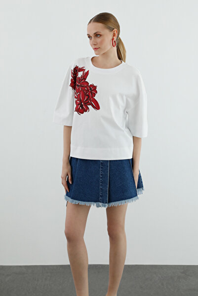 GİZİA Baskı Detaylı Kısa Kollu Beyaz Tişört