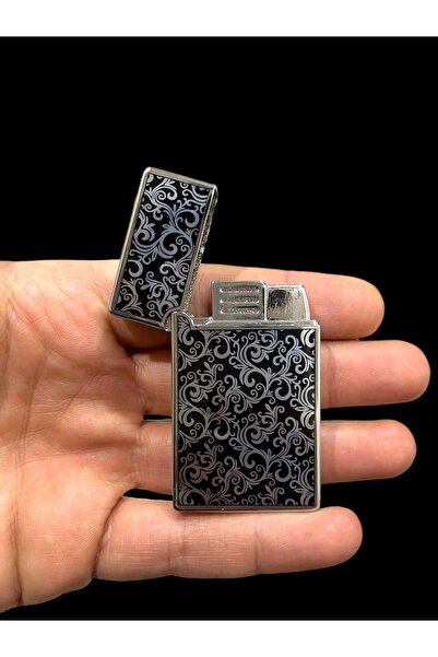 Silvio Monetti GÜMÜŞ SİYAH İŞLEMELİ GAZLI PÜRMÜZLÜ ÇAKMAK 109479