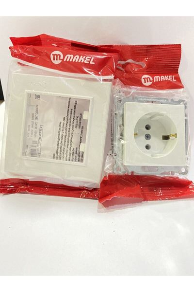 MAKEL Karea Grounded Socket+ Frame